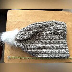 Women’s Crocheted Hat with faux pom - large